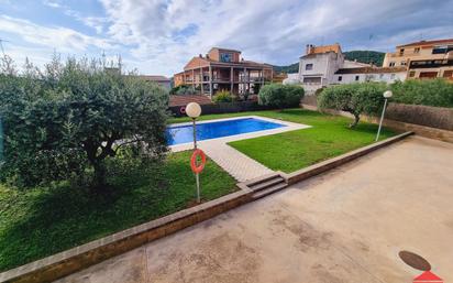 Piscina de Casa adosada en venda en Bonastre amb Calefacció, Terrassa i Traster