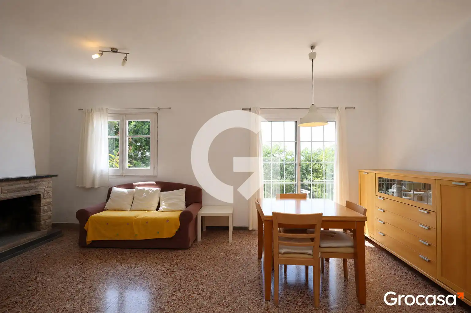 Sala d'estar de Casa o xalet en venda en Viladecans amb Jardí privat, Terrassa i Traster