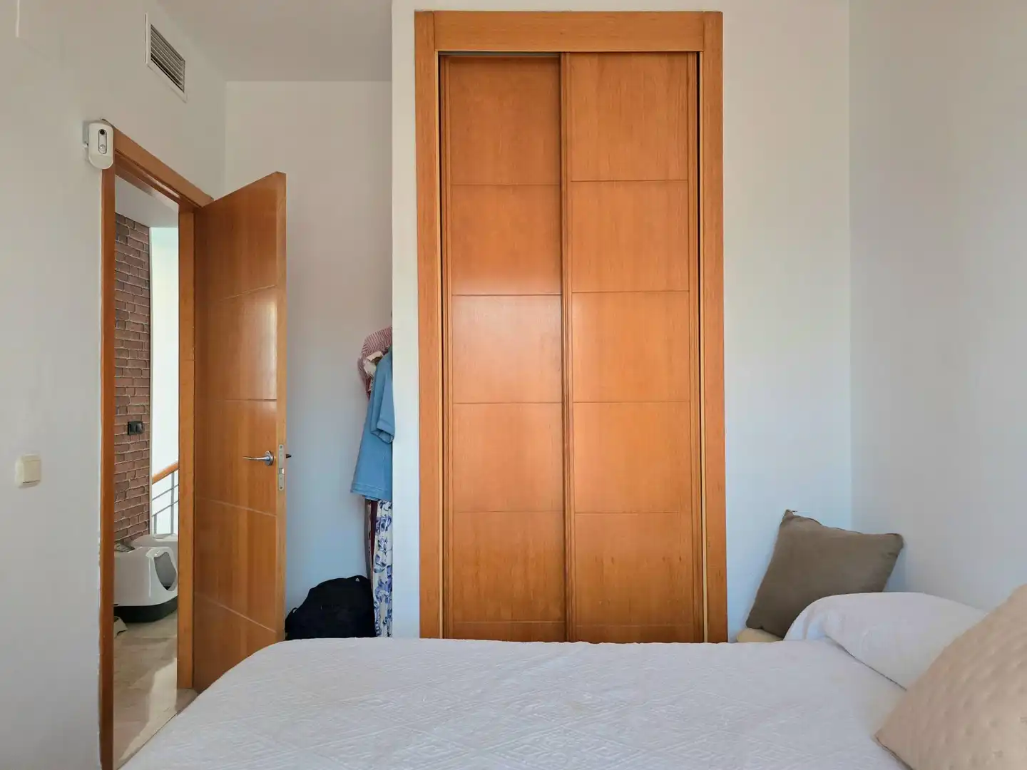 Dormitori de Casa adosada en venda en Alhaurín de la Torre amb Aire condicionat, Calefacció i Terrassa