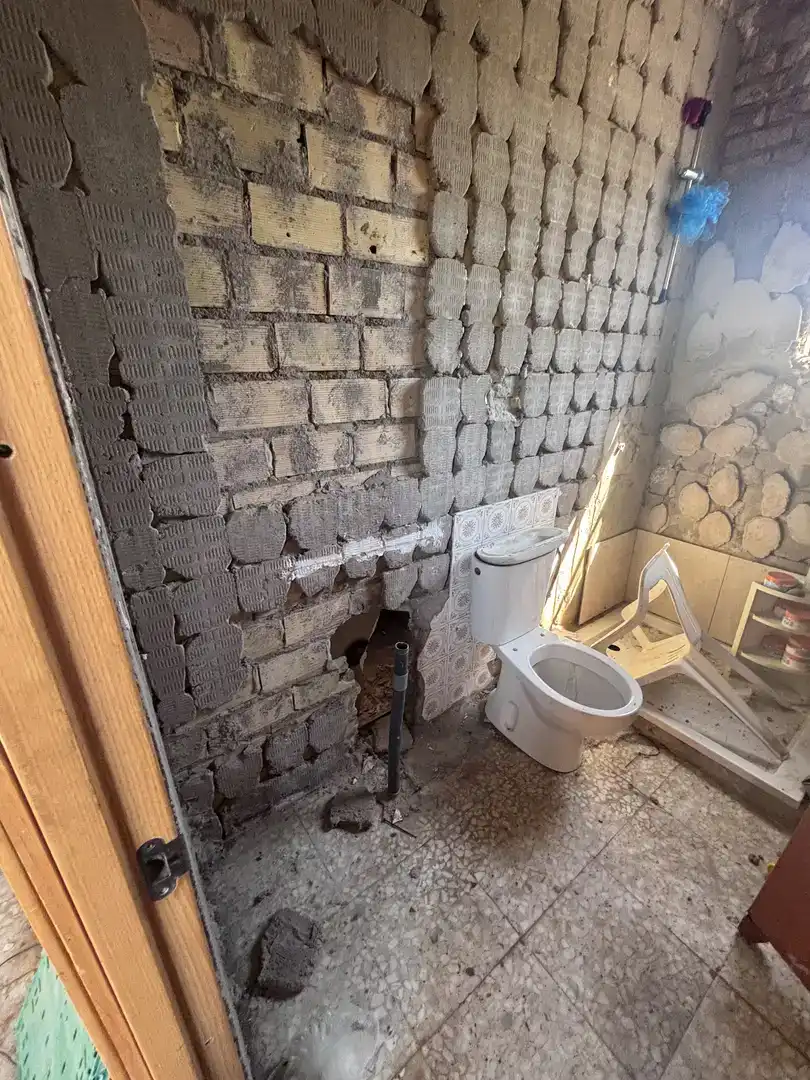 Bany de Casa o xalet en venda en Sanlúcar la Mayor amb Piscina