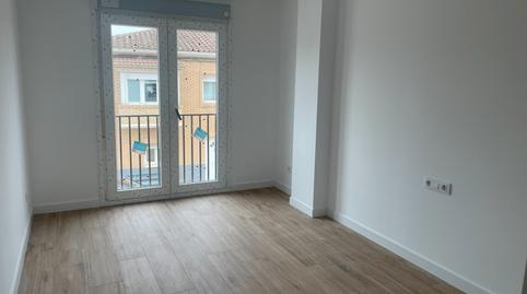 Photo 3 of Flat for sale in Calle de Julián Gayarre, 2, Andosilla, Navarra