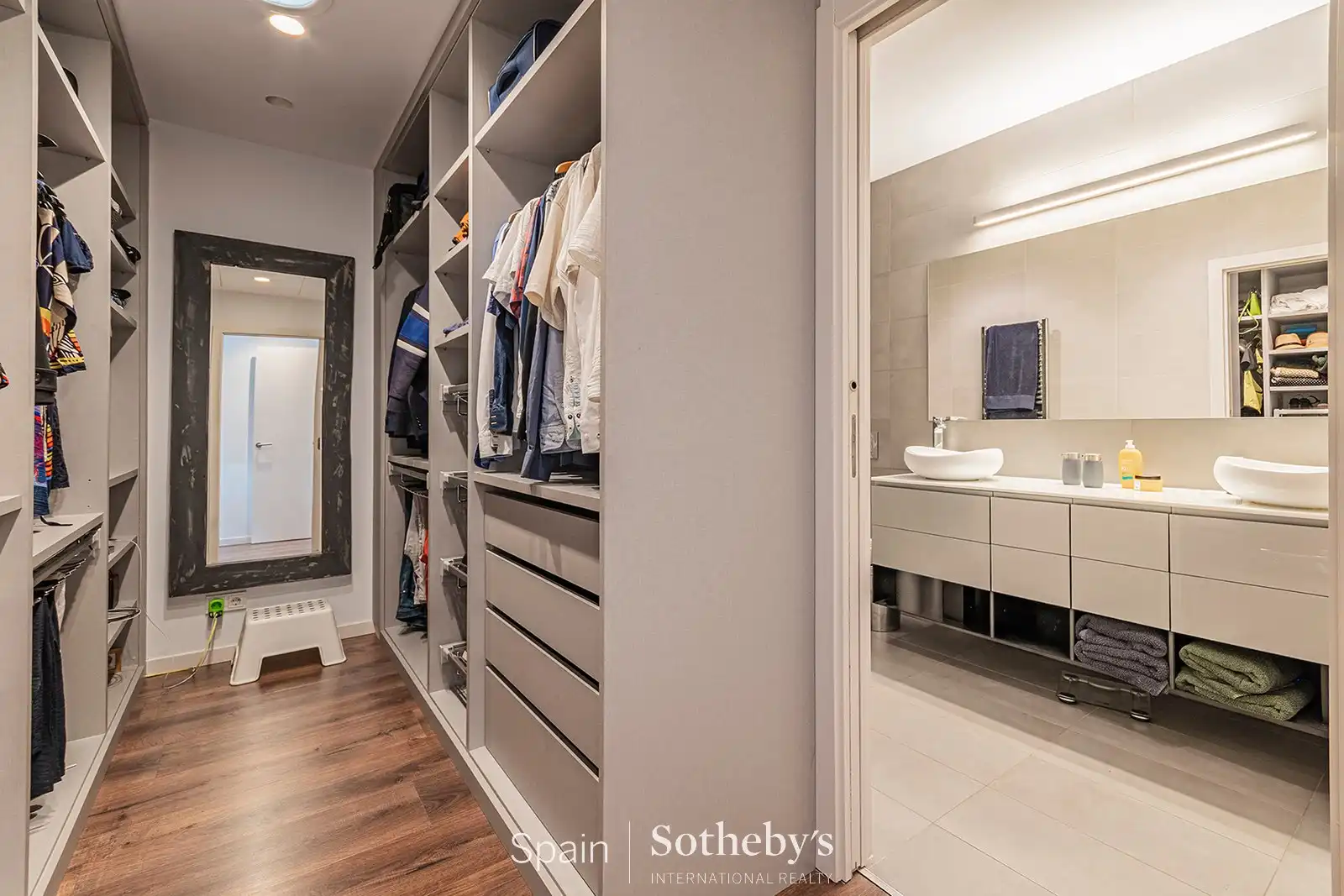 Ático en venta en Sant Just Desvern con Aire acondicionado, Terraza y Trastero
