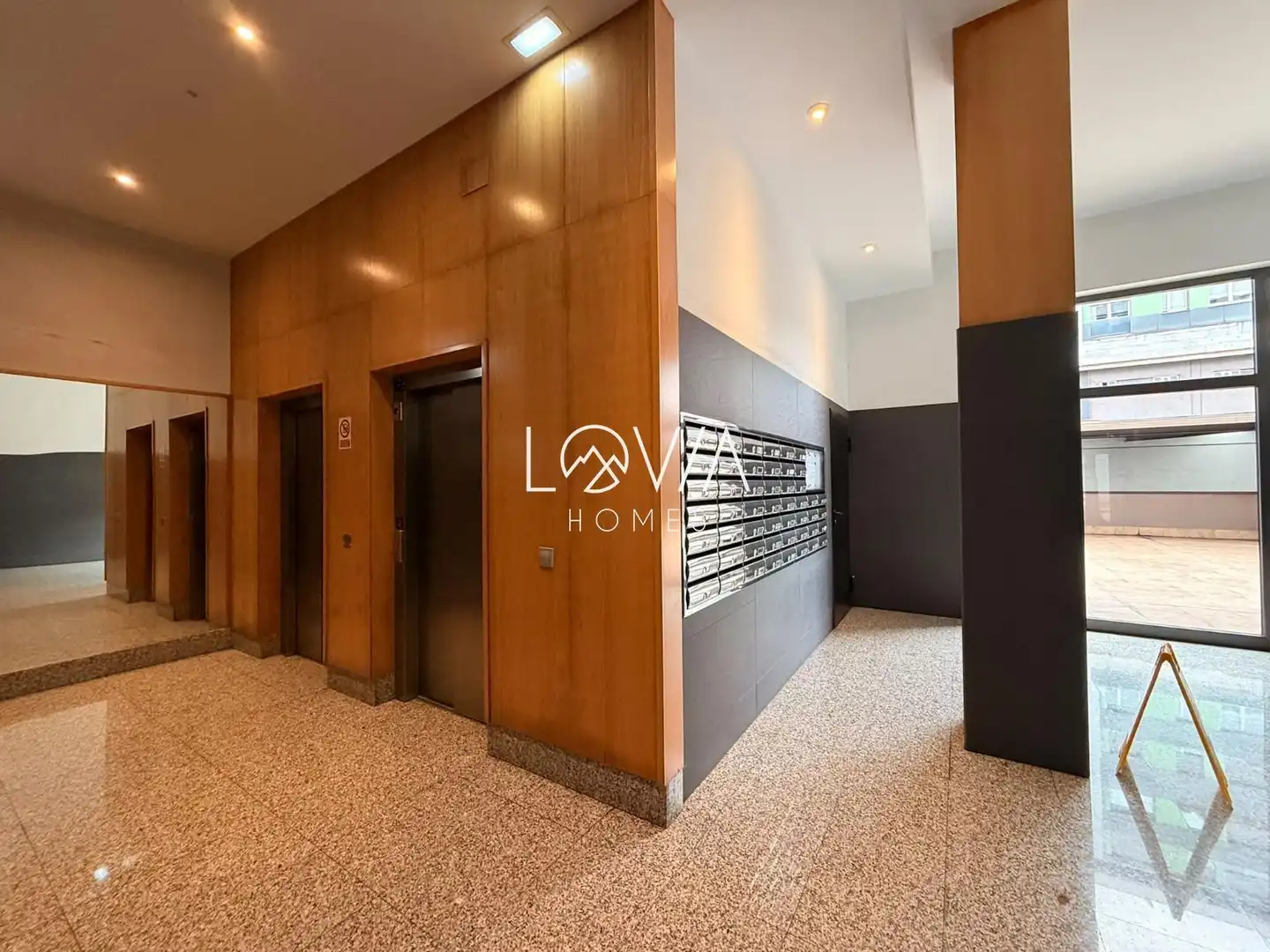 Flat for sale in Oeste