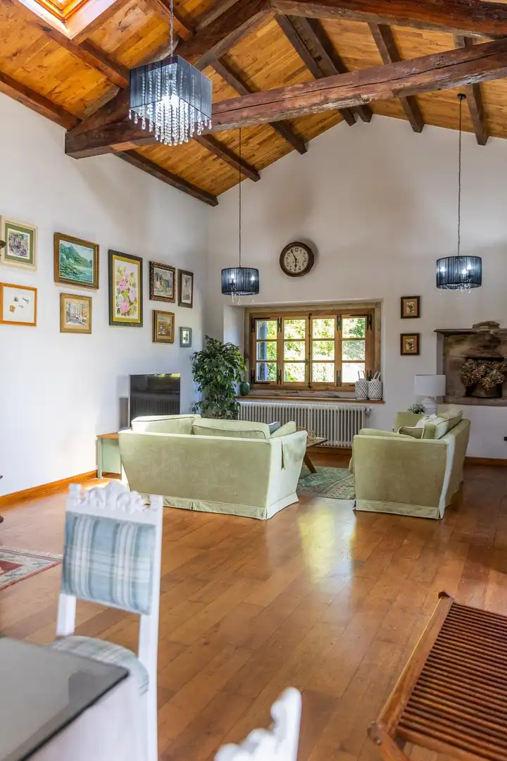 Sala de estar de Casa o chalet en venta en O Pino  con Calefacción, Jardín privado y Terraza
