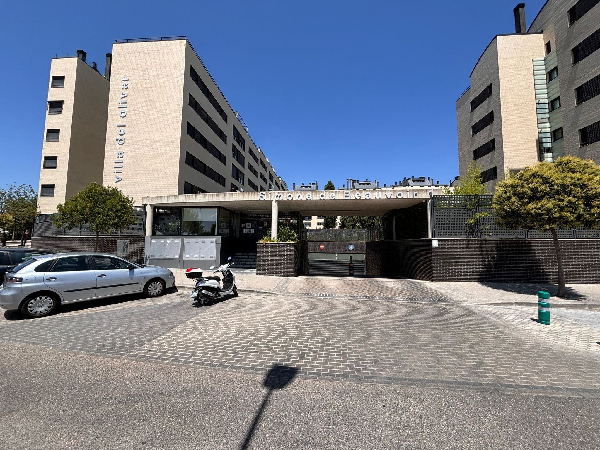 Vista exterior de Garatge de lloguer en Rivas-Vaciamadrid