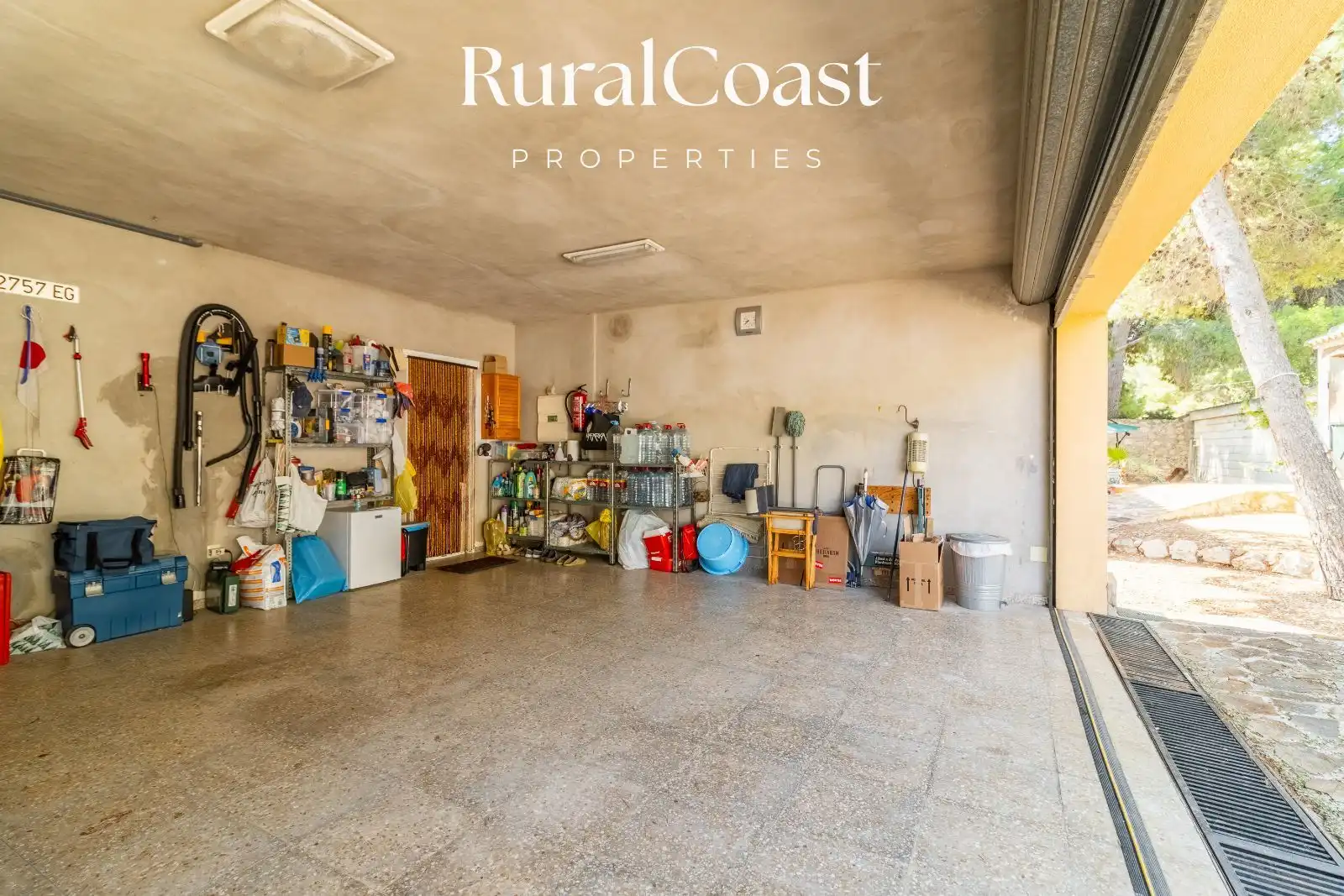Vista exterior de Casa o chalet en venta en Tibi con Aire acondicionado, Calefacción y Jardín privado