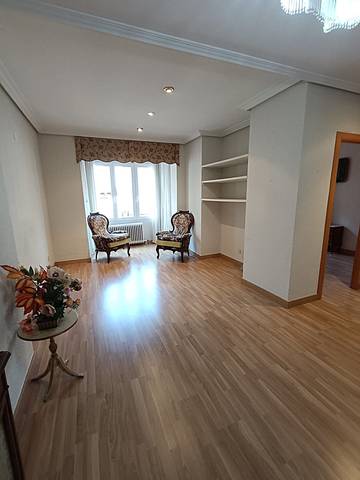 Piso en Venta en Plaza de Toros