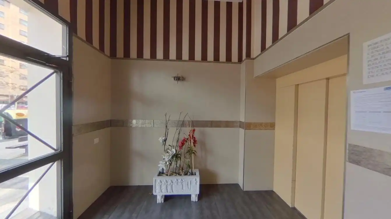 Flat for sale in Zaragoza  with Heating