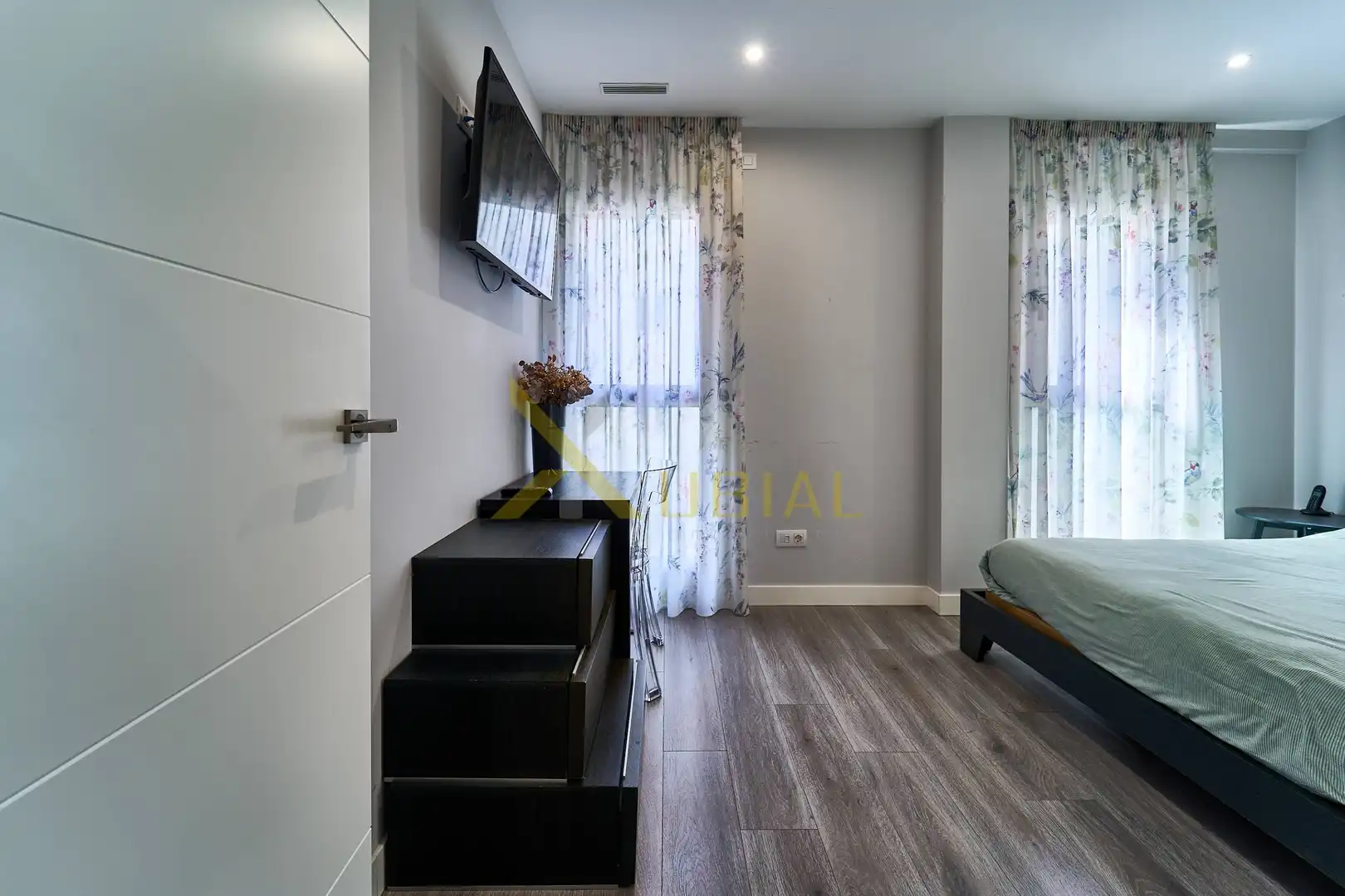 Bedroom of Flat for sale in A Coruña Capital   with Storage room, Furnished and Balcony