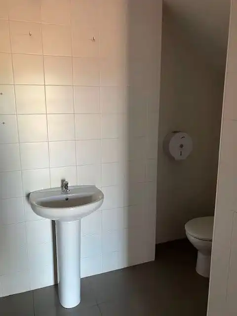 Bathroom of Office for sale in Villafranca de Córdoba