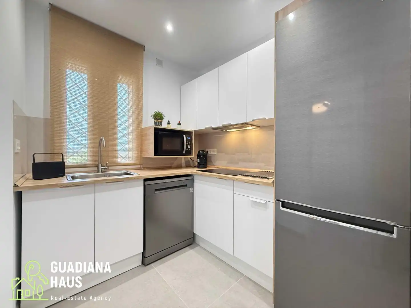Cuina de Apartament en venda en Ayamonte amb Aire condicionat, Calefacció i Terrassa