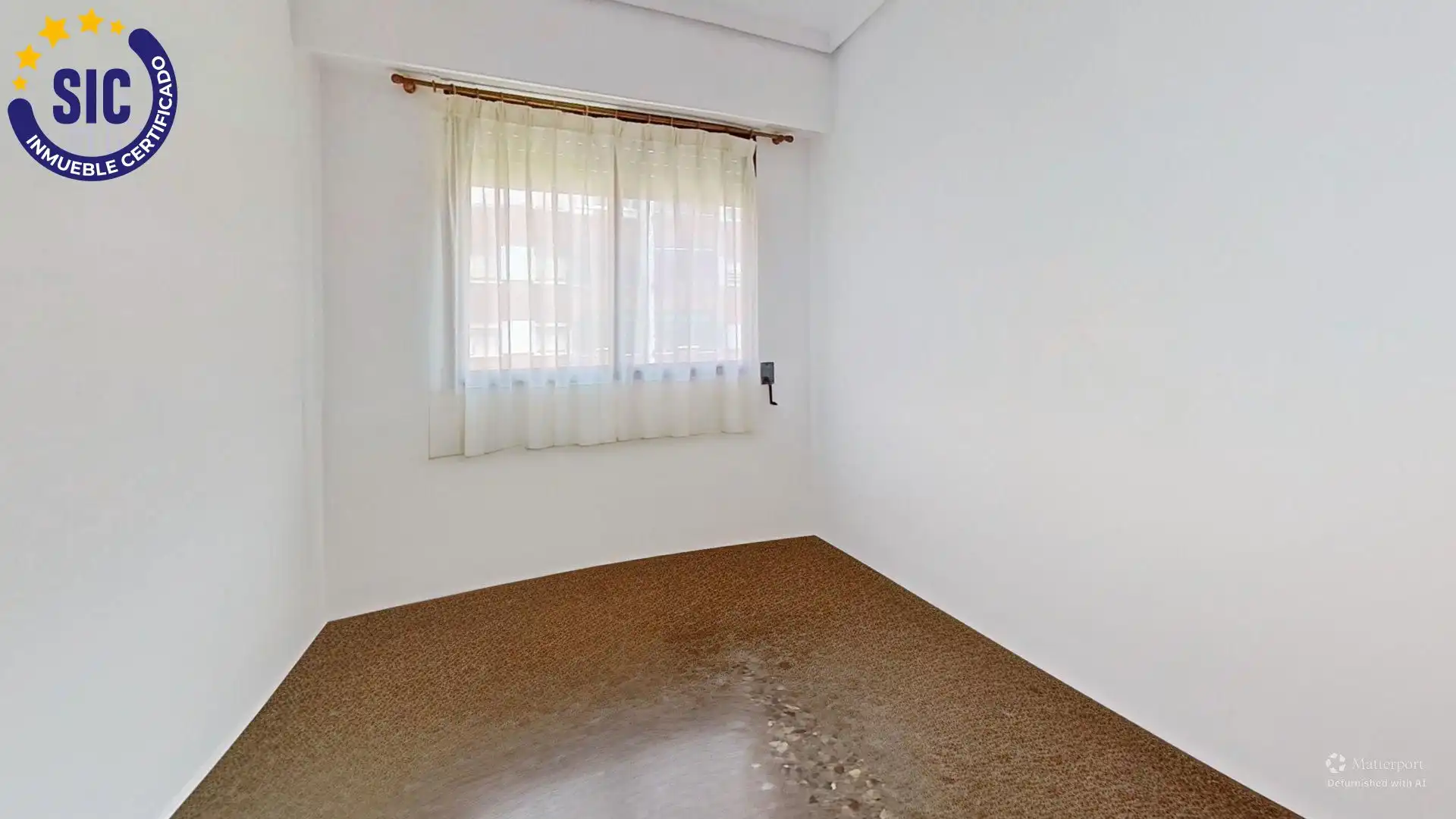 Habitación de Piso en venta en Valencia con Aire acondicionado, Calefacción y Balcón