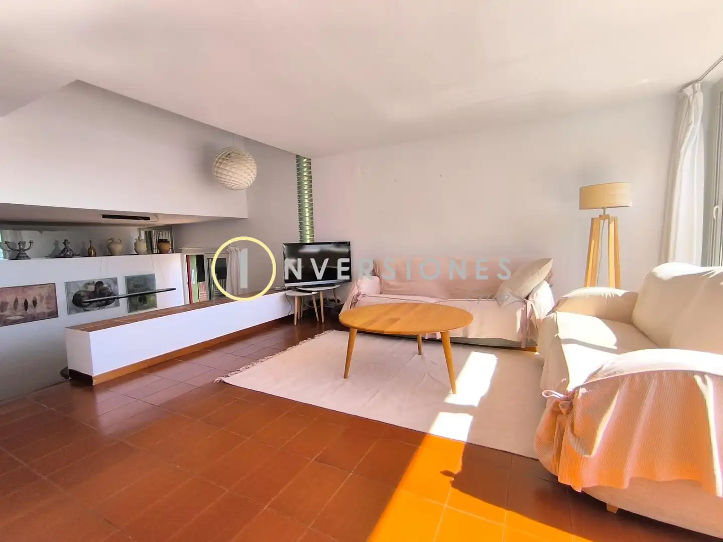 Living room of Detached homes for rent in Barcelona  with Terrace and Community pool