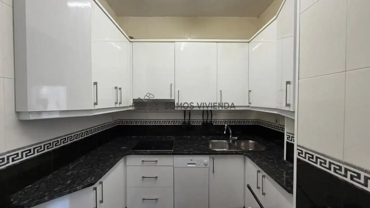 Appartamento con ascensore in vendita a Centro