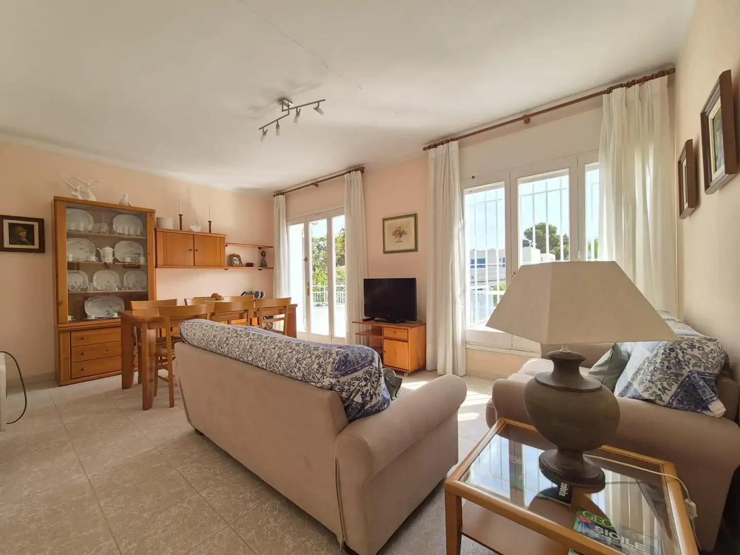 Sala de estar de Piso en venta en El Vendrell con Terraza y Amueblado