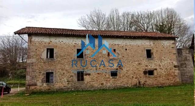 Casa-chalet en Venta en villafufre en Villafufre