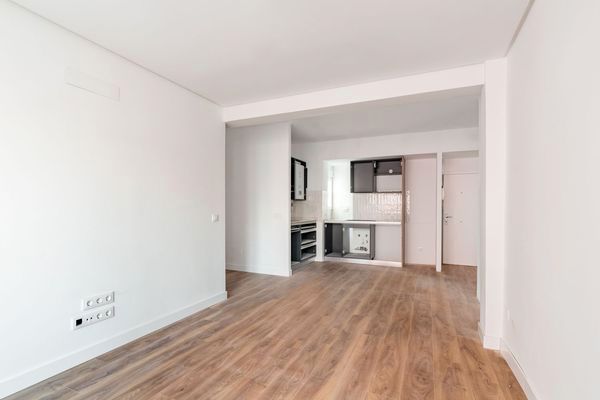 Sala d'estar de Pis en venda en  Madrid Capital amb Aire condicionat i Calefacció