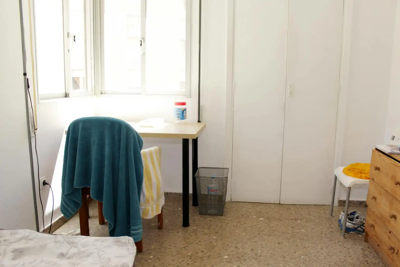 Schlafzimmer von Wohnung zur untervermieten in Sevilla mit Möbliert, Waschmaschine und Fernseher