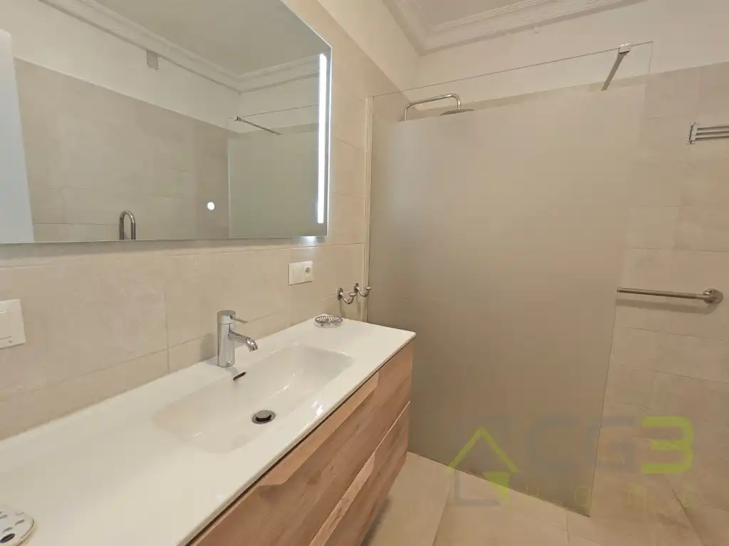 Bany de Pis en venda en Santa Cruz de Tenerife amb Balcó