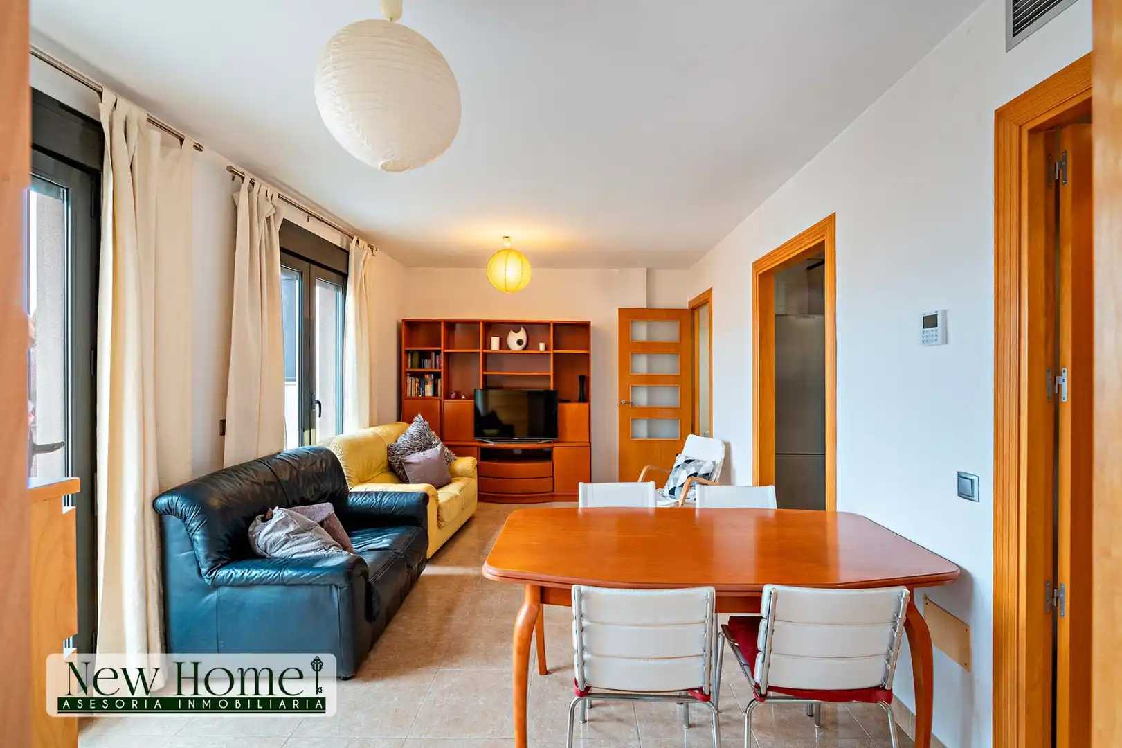 Living room of Attic for sale in Roquetas de Mar  with Terrace, Swimming Pool and Furnished