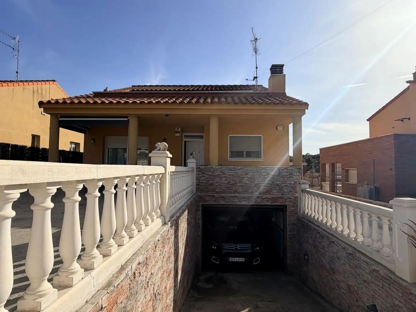 Außenansicht von Haus oder Chalet zum Verkauf in Cunit mit Heizung, Privatgarten und Terrasse
