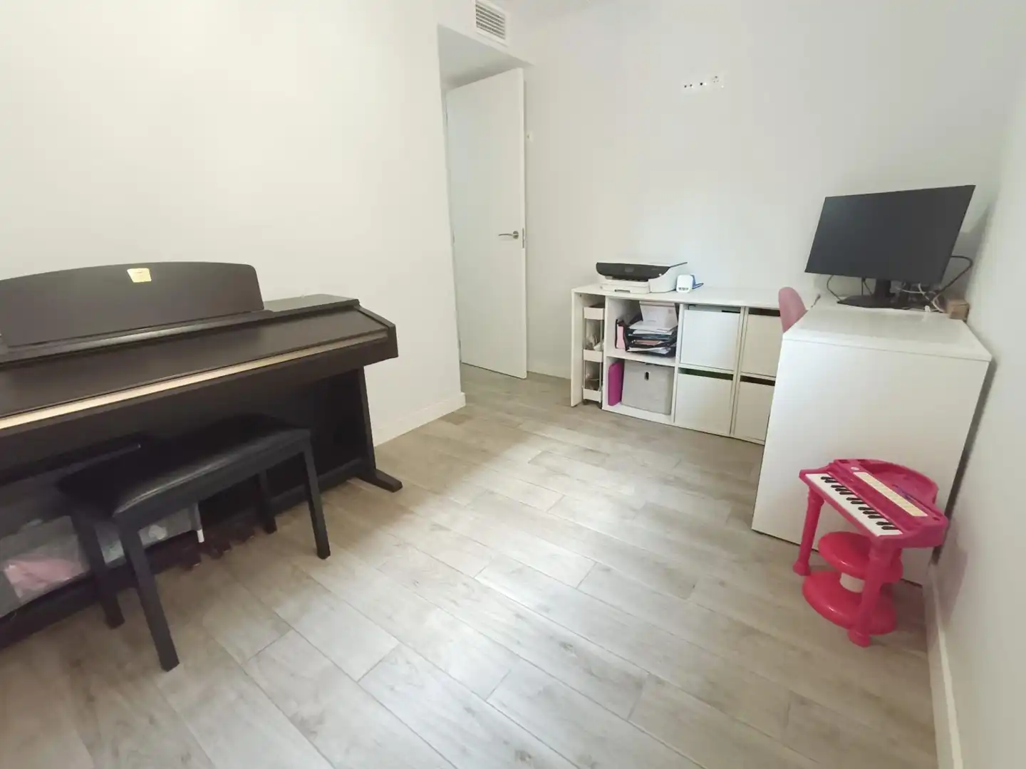 Flat for sale in Córdoba  with Air Conditioner, Storage room and Furnished