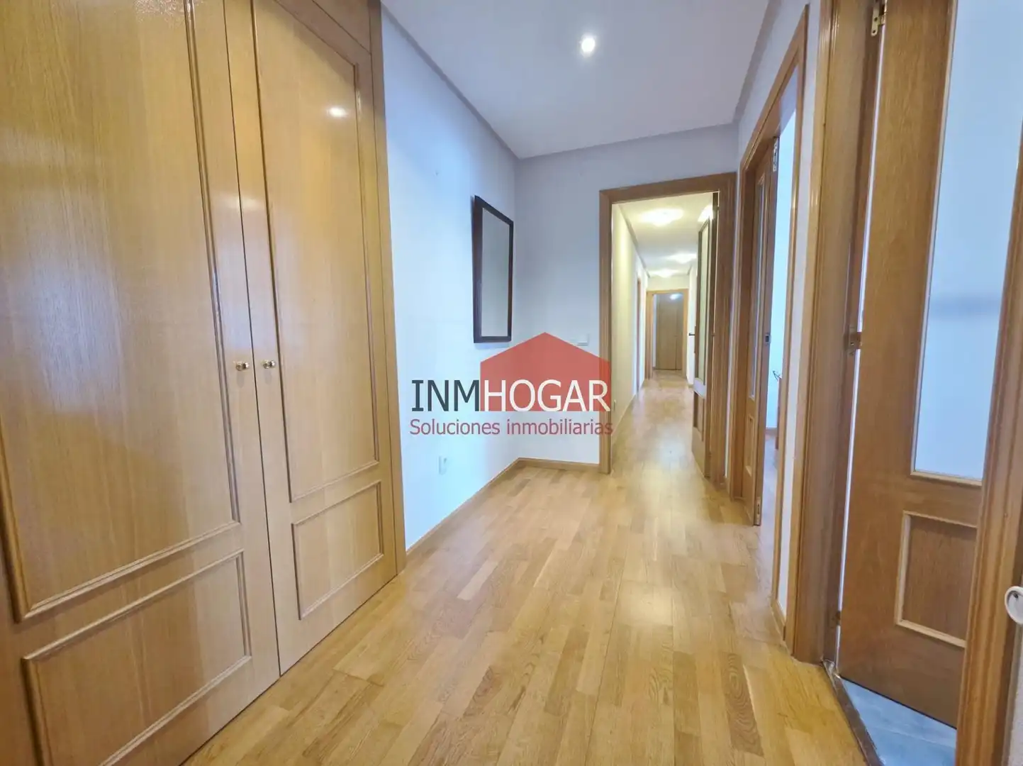 Wohnung zum Verkauf in Ávila mit Heizung, Parkett und Terrasse
