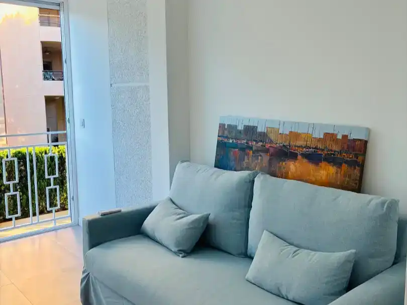 Sala d'estar de Pis en venda en Santa Pola amb Balcó