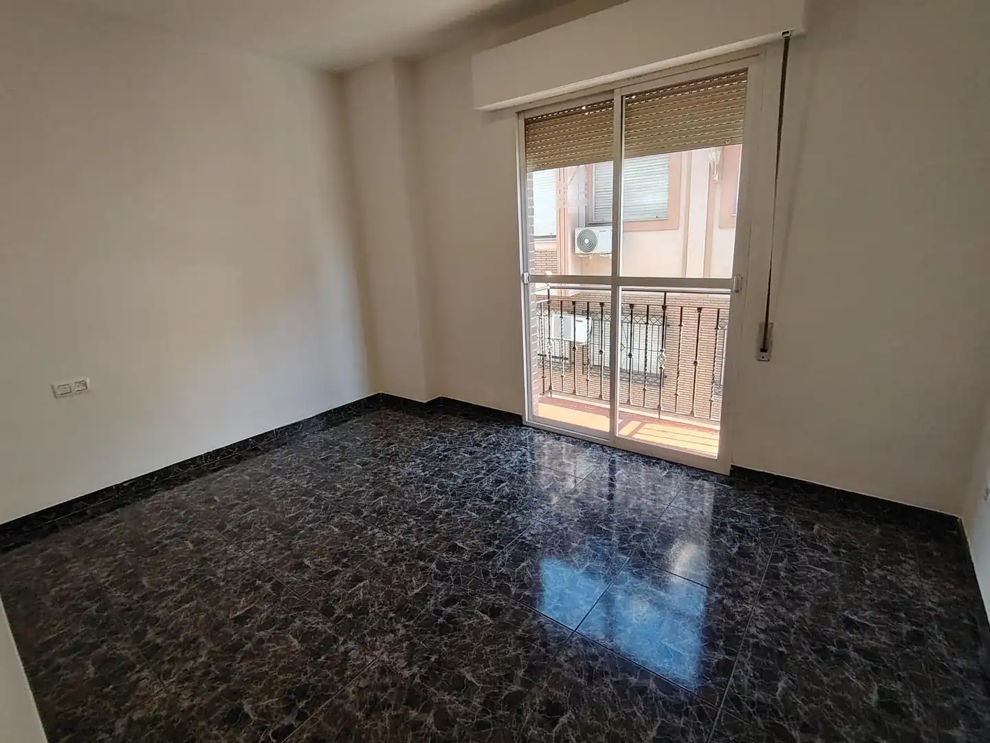 Habitación de Piso de alquiler en Armilla con Balcón