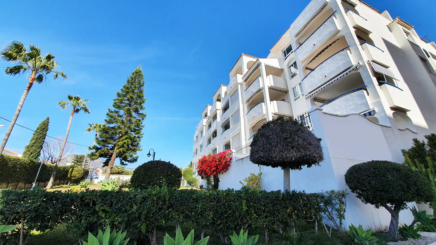 Vista exterior de Piso en venta en Benalmádena con Aire acondicionado, Terraza y Trastero