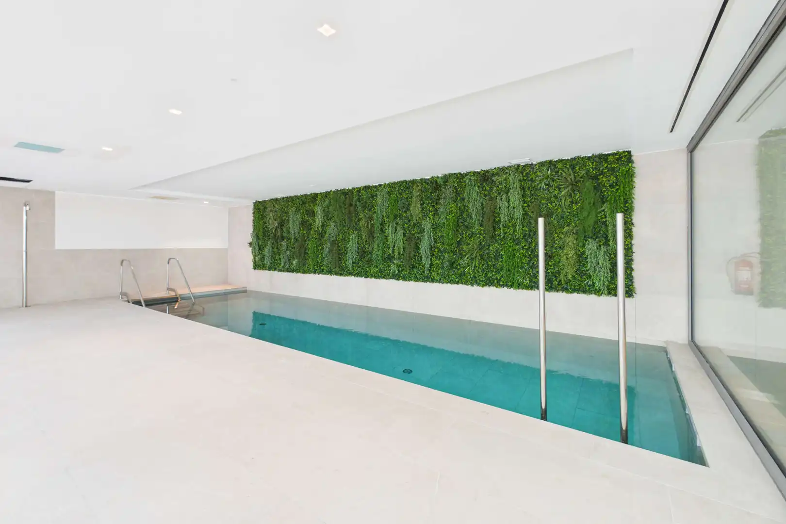 Piscina de Apartament en venda en Ponent