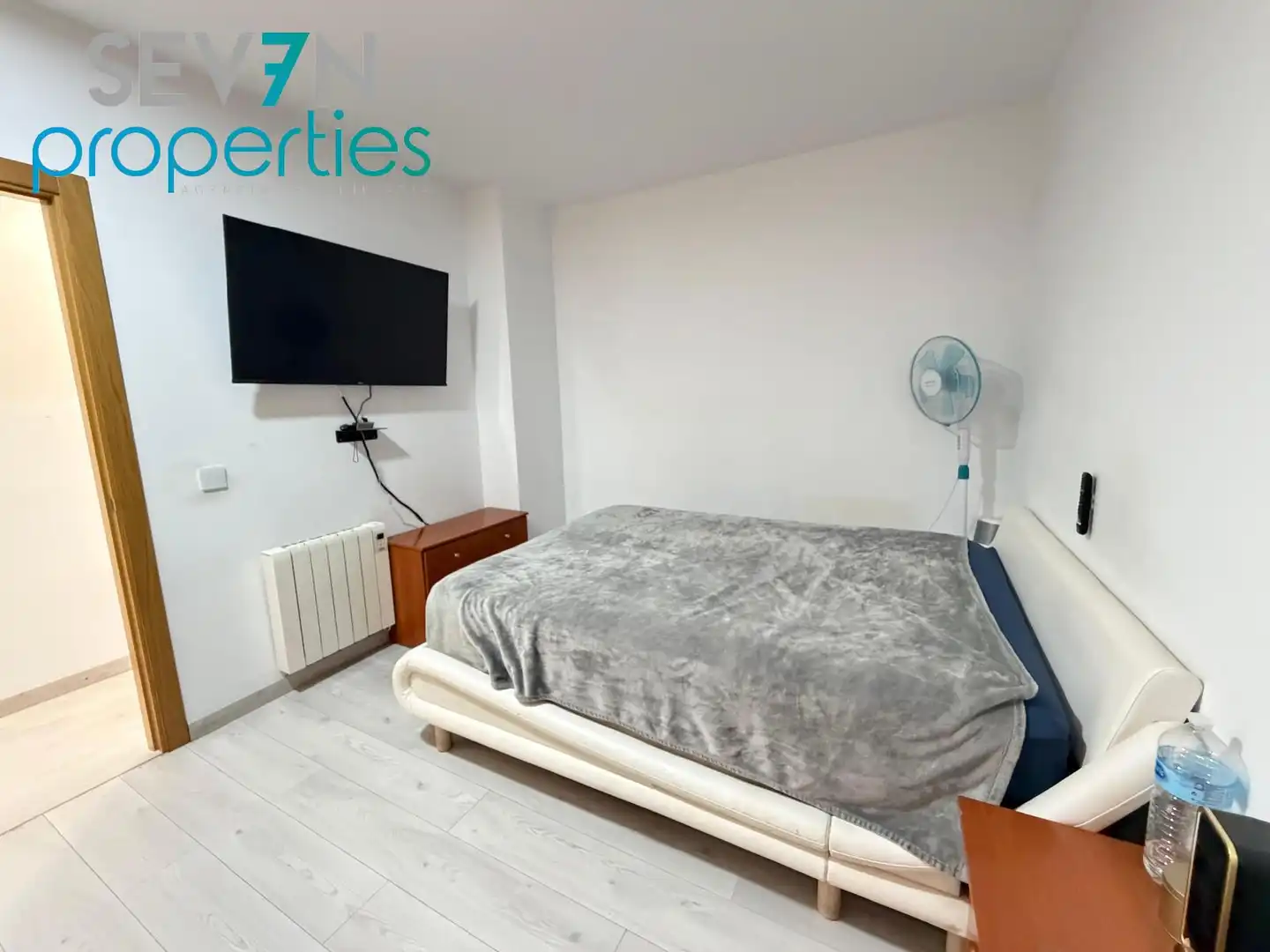 Schlafzimmer von Wohnung zum Verkauf in Santo Domingo-Caudilla mit Heizung, Parkett und Terrasse