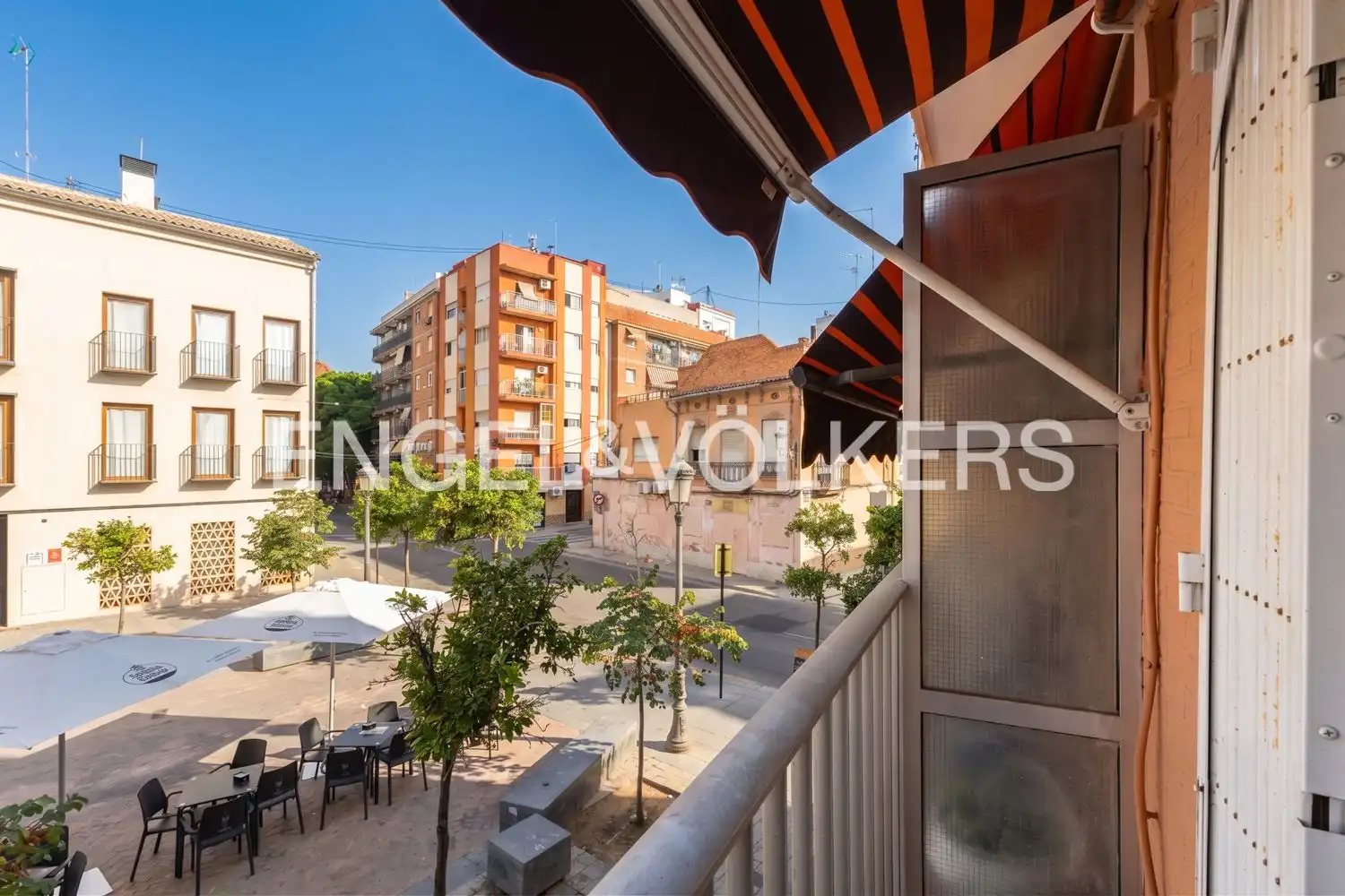Vista exterior de Piso en venta en Valencia con Aire acondicionado, Calefacción y Terraza