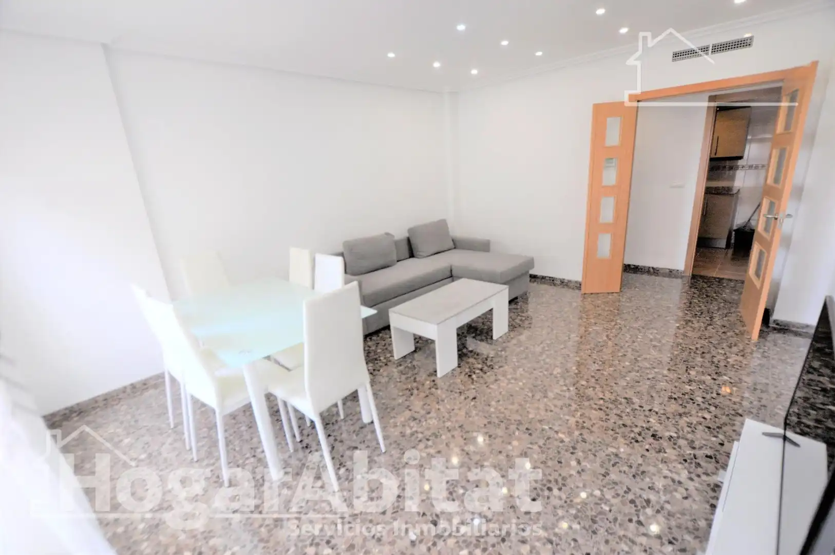 Appartamento con balcone in vendita a Calle Isabel de Villena, imagen 2