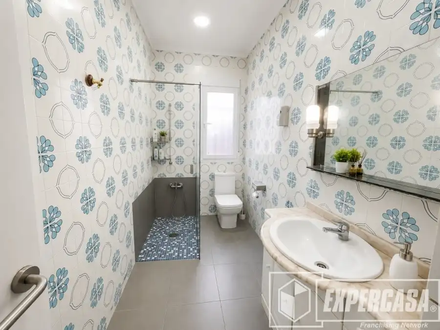 Baño de Casa o chalet en venta en Real con Terraza, Trastero y Piscina