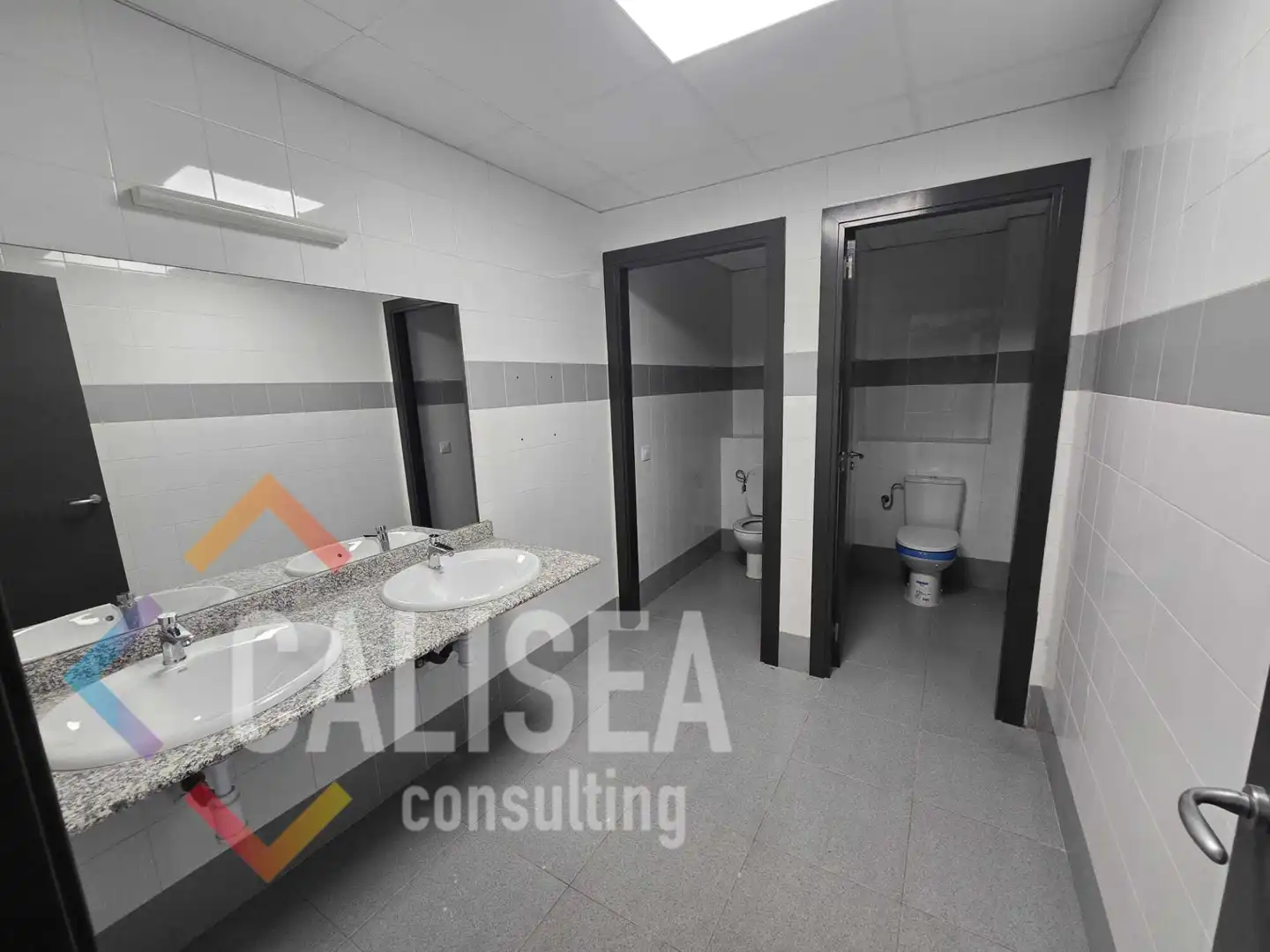 Office space with lift to rent in Avinguda Baix Llobregat 9, imagen 13