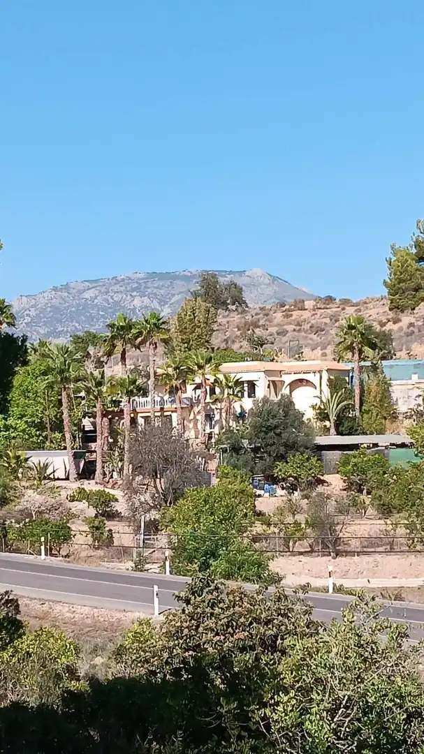 Vista exterior de Casa o xalet en venda en Pueblo - Urbanizaciones