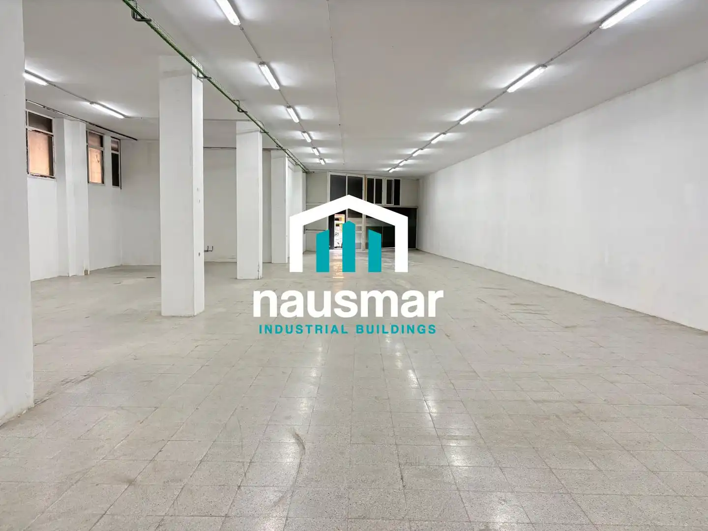 Nave industrial de alquiler en Centre