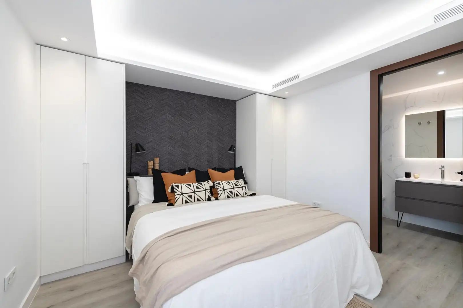 Apartment mit Terrasse zum Verkauf in Nueva Andalucía, imagen 16