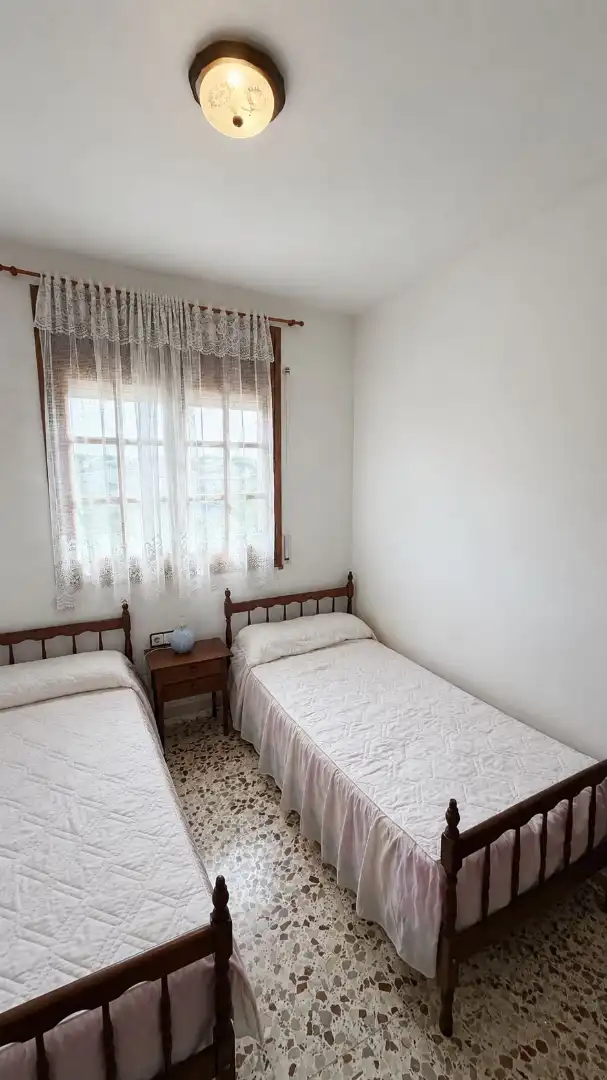 Dormitori de Casa o xalet en venda en Creixell amb Moblat, Forn i Rentadora