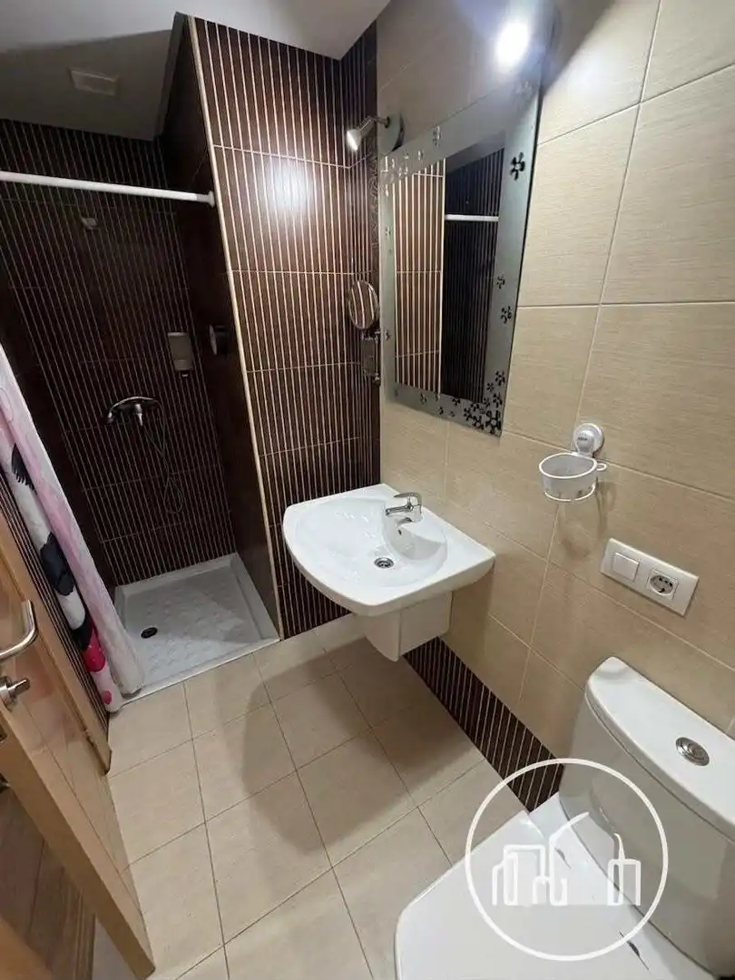 Baño de Piso en venta en Villarcayo de Merindad de Castilla la Vieja con Calefacción, Trastero y Amueblado