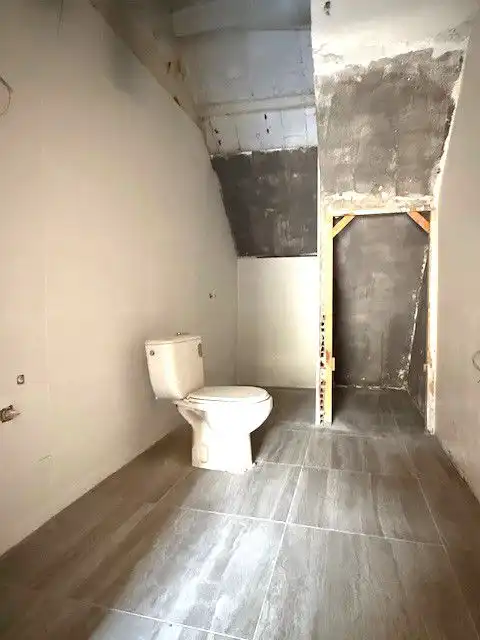 Baño de Oficina en venta en Sant Boi de Llobregat con Calefacción y Terraza