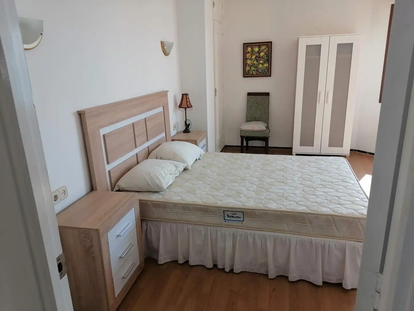 Habitación de Apartamento de alquiler en  Palma de Mallorca con Aire acondicionado, Amueblado y Balcón