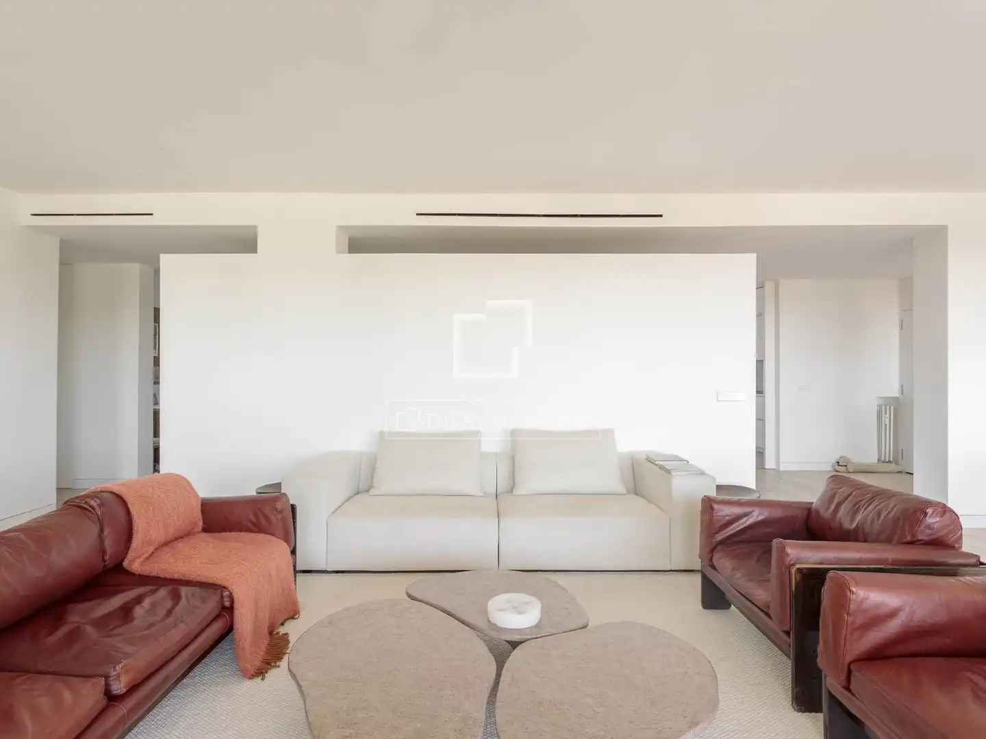 Living room of Flat for rent in Madrid  with Air Conditioner, Heating and Private garden