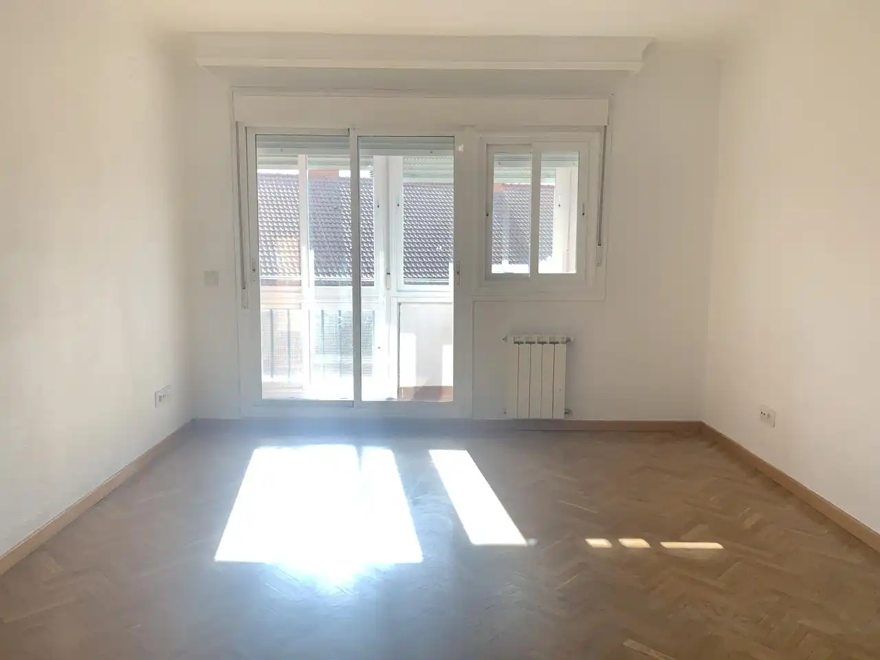 Habitación de Piso de alquiler en Manzanares El Real con Parquet, Terraza y Piscina comunitaria