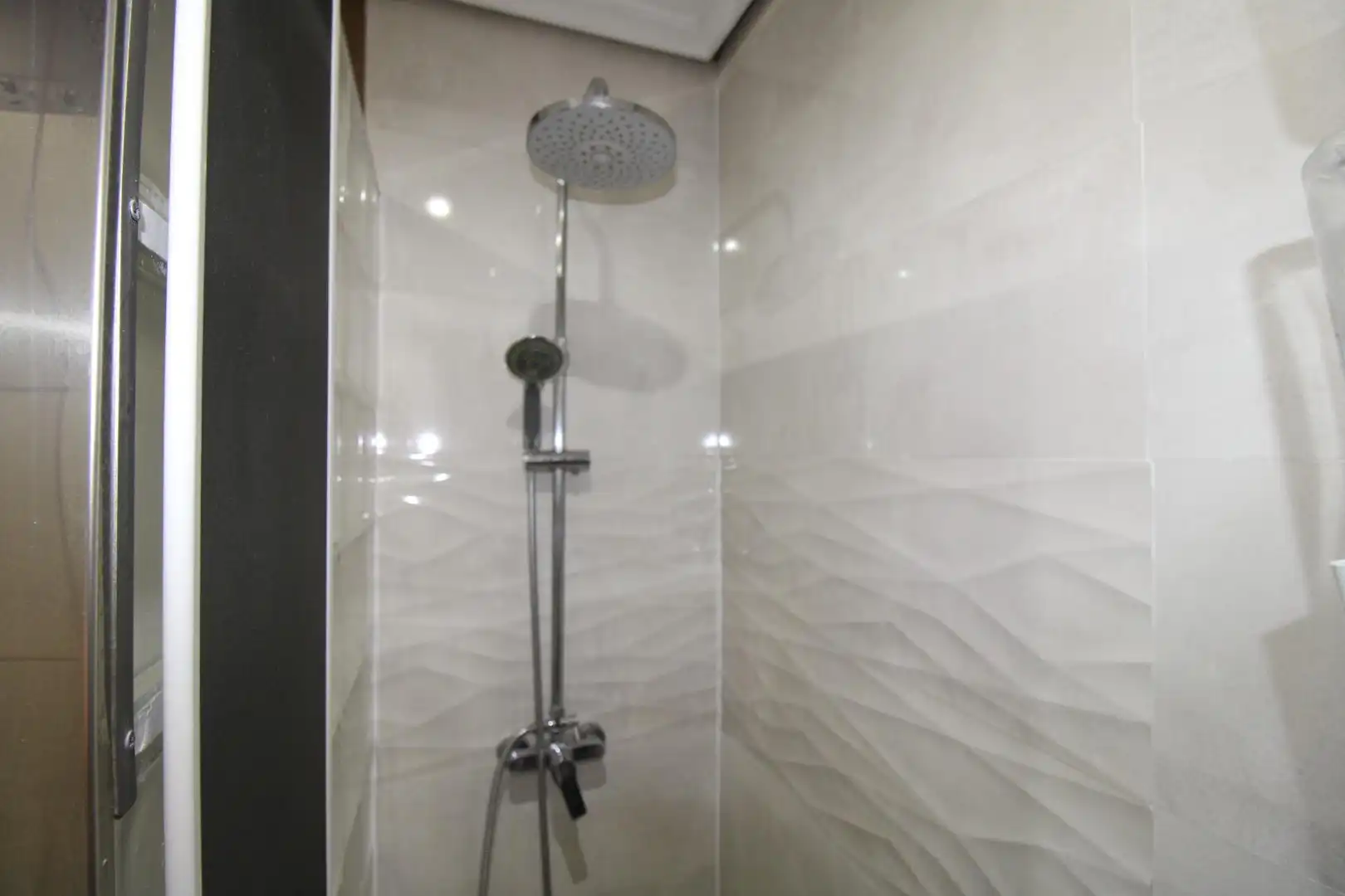 Baño de Piso de alquiler en Murcia con Aire acondicionado