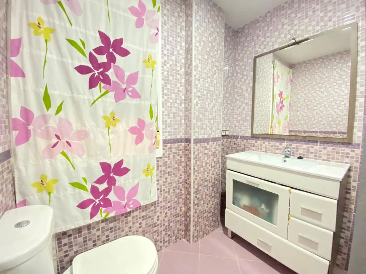 Baño de Piso en venta en Sanlúcar de Barrameda con Aire acondicionado, Calefacción y Trastero