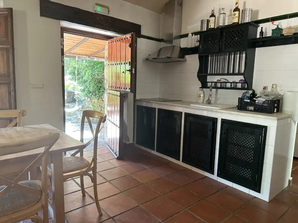 Cocina de Casa o chalet de alquiler en Valencia de Alcántara con Piscina
