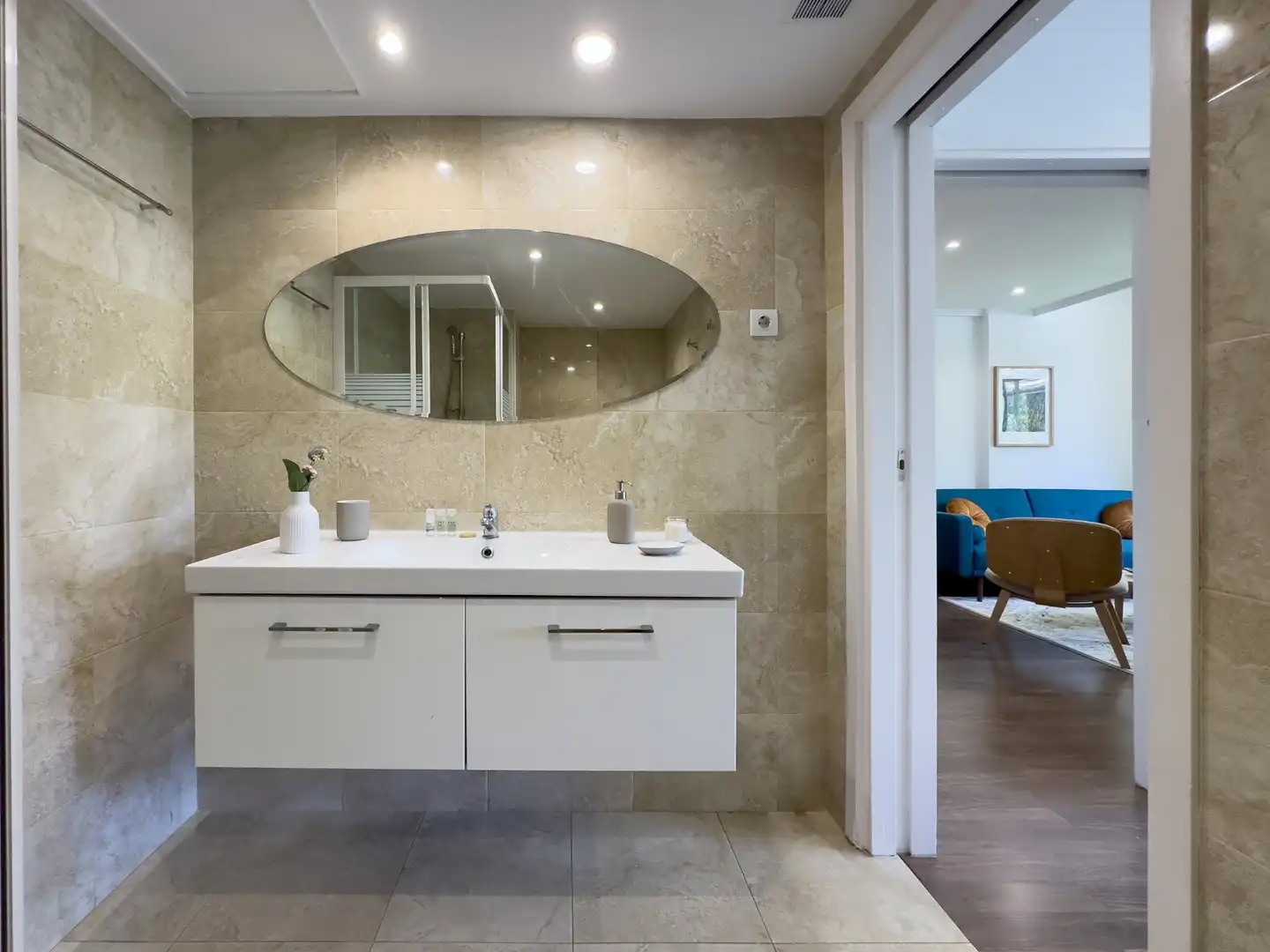 Bathroom of Apartments for rent in Madrid  with Air Conditioner, Heating and Furnished