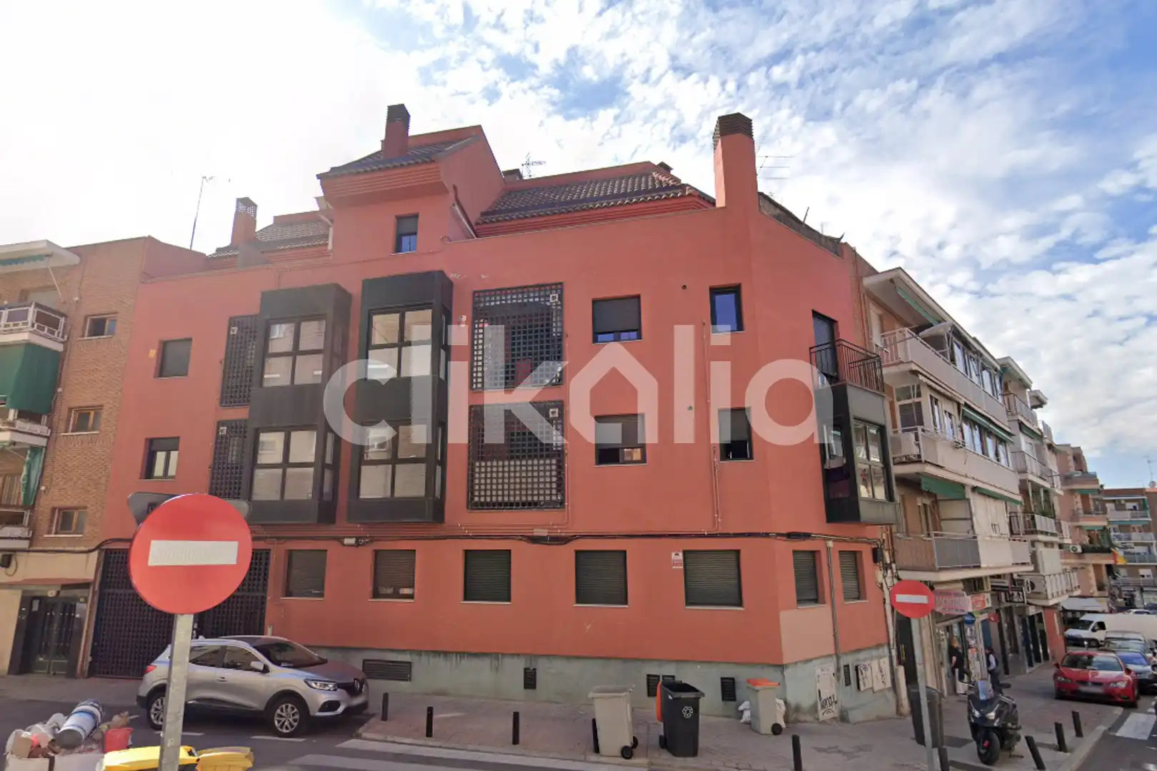 Vista exterior de Pis de lloguer en Madrid amb Terrassa i Piscina